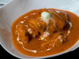 Perayaan Diwali Makin Lengkap dengan Papadum dan Butter Chicken Perayaan Diwali Makin Lengkap dengan Papadum dan Butter Chicken