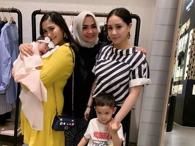 Mengintip Rumah Mewah Dilengkapi Lift Milik Mama Rieta, Ibu Nagita Slavina