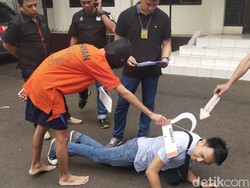 Polisi Gelar Rekonstruksi Tawuran di Jaksel yang Tewaskan Pelajar