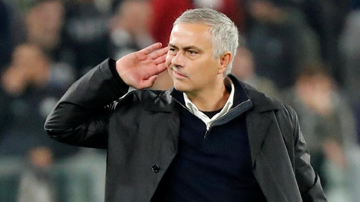 Jose Mourinho memenangi Piala Liga Inggris dan Liga Europa bersama Manchester United. (Foto: Stefano Rellandini/Reuters)