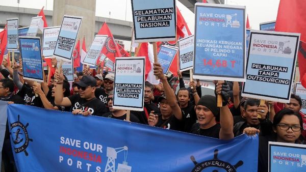 Ratusan Pekerja Serukan Selamatkan Pelabuhan Nasional