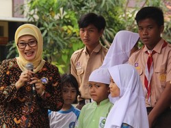 Mendagri akan Temui Anna Bupati Indramayu yang Mundur demi Keluarga