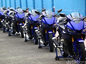 Asyiknya Yamaha R25 Terbaru, Cornering Jadi Lebih Pede