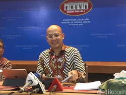 Kemlu Akan Beri Bantuan Hukum untuk Habib Rizieq di Saudi