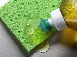 Ampuh! 5 Benda Ini Bisa Dibersihkan Pakai Sabun Cuci Piring Ampuh! 5 Benda Ini Bisa Dibersihkan Pakai Sabun Cuci Piring