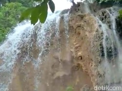 Air Terjun Pelang Trenggalek Longsor, Rusak Tebing Batu Eksotis