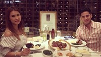 Pose Miyabi Saat Makan Malam Mewah Bersama Sang Kekasih hingga Nikita Mirzani