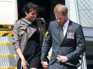 Fashion Fails! Momen Meghan Markle & Kate Middleton Alami Malfungsi Busana