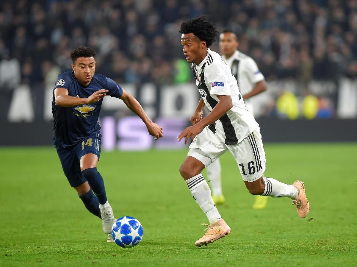 Pemain Manchester United, Jesse Lingard, saat melawan Juventus. (Foto: Massimo Pinca/Reuters)