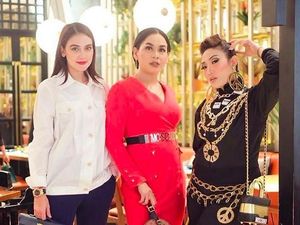 Ogah Komentari Pertemanan Luna Maya-Syahrini, Melaney Ricardo Malah Curhat Ogah Komentari Pertemanan Luna Maya-Syahrini, Melaney Ricardo Malah Curhat