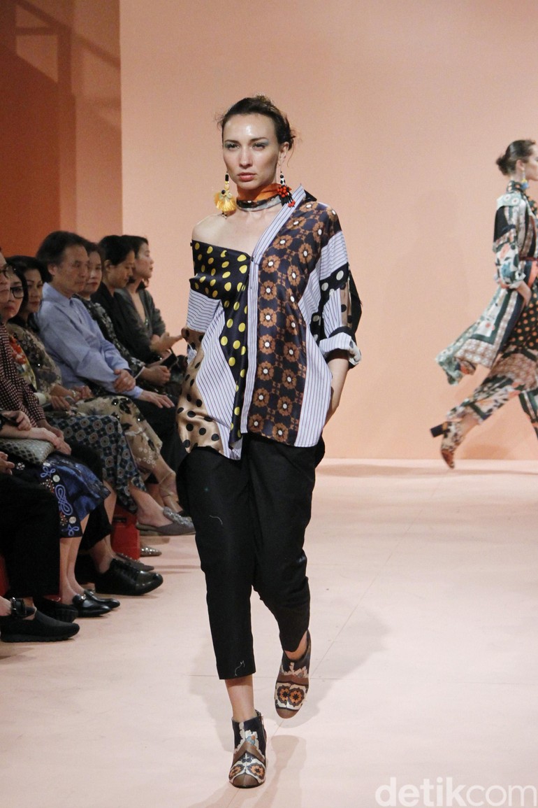 15 Karya Terbaru Biyan Untuk Koleksi Spring Summer 2019