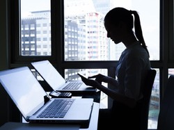 Kelamaan Duduk Sama Bahayanya dengan Merokok, Setuju Nggak?