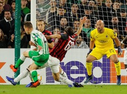 Betis unggul duluan di babak pertama lewat Giovani Lo Celso. REUTERS/Marcelo Del Pozo.