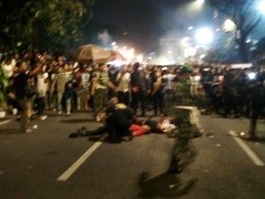 Insiden Drama Surabaya Membara, 3 Penonton Tewas Insiden Drama Surabaya Membara, 3 Penonton Tewas