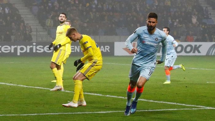 Olivier Giroud tak mau hengkang dari Chelsea (Reuters) Olivier Giroud tak mau hengkang dari Chelsea (Reuters)