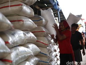 Bulog Buka-bukaan Biang Kerok di Balik Tingginya Harga Beras