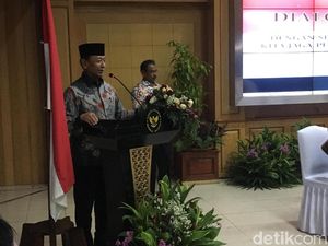 Bahas Pembakaran Bendera Tauhid, Wiranto Ajak Ormas Jaga Ukhuwah Bahas Pembakaran Bendera Tauhid, Wiranto Ajak Ormas Jaga Ukhuwah