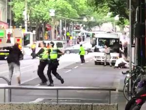 Yasonna Lihat Aksi Penikaman di Melbourne yang Tewaskan 1 Orang Yasonna Lihat Aksi Penikaman di Melbourne yang Tewaskan 1 Orang