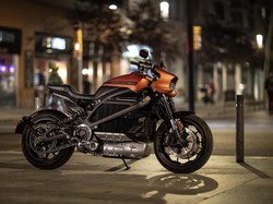 Apa Rasanya Naik Harley-Davidson Matik Bertenaga Listrik?