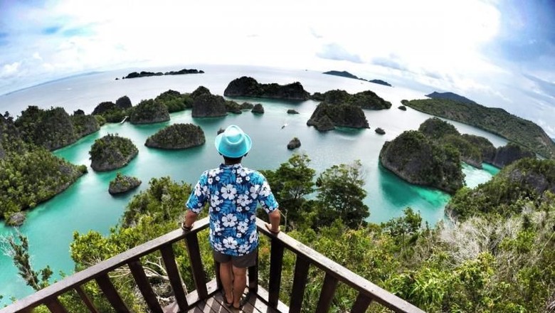 Raja Ampat, salah satu destinasi bawah bahari terindah di Indonesia (Asri Vernon/dtraveler) Raja Ampat, salah satu destinasi bawah bahari terindah di Indonesia (Asri Vernon/dtraveler)