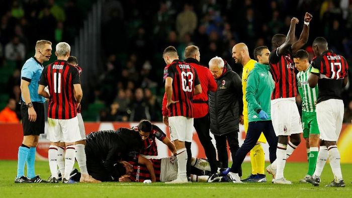 Sejumlah pemain AC Milan cedera jelang pertandingan melawan Juventus (Foto: Marcelo Del Pozo/Reuters) Sejumlah pemain AC Milan cedera jelang pertandingan melawan Juventus (Foto: Marcelo Del Pozo/Reuters)