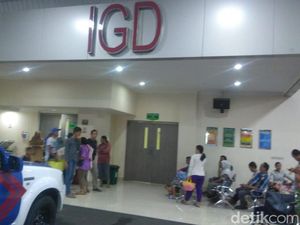 Keluarga Datangi RS Korban Insiden Drama Surabaya Membara Dirawat Keluarga Datangi RS Korban Insiden Drama Surabaya Membara Dirawat