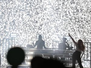 Flight Facilities Selalu Ingat Jakarta Setiap Membawakan Foreign Language