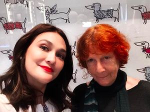 Momen Penuh Cinta Luna Maya dengan Bunda Tersayang