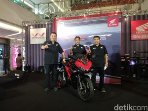 New Honda CBR150R Diluncurkan di Jakarta, Ini Fitur-fitur Barunya New Honda CBR150R Diluncurkan di Jakarta, Ini Fitur-fitur Barunya