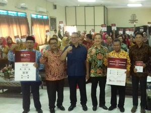 Pahlawan Tanpa Tanda Jasa Ini dapat Hadiah di Hari Pahlawan