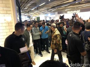 Jokowi Datangi Paskal Hyper Square Bandung, Pengunjung Histeris