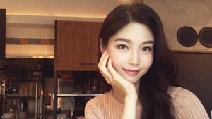 Foto: Gaya Liburan Miss Korea 2017 yang Hobi Surfing