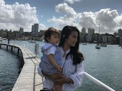 Acha Septriasa Enjoy Jadi Ibu Rumah Tangga Selama di Sydney
