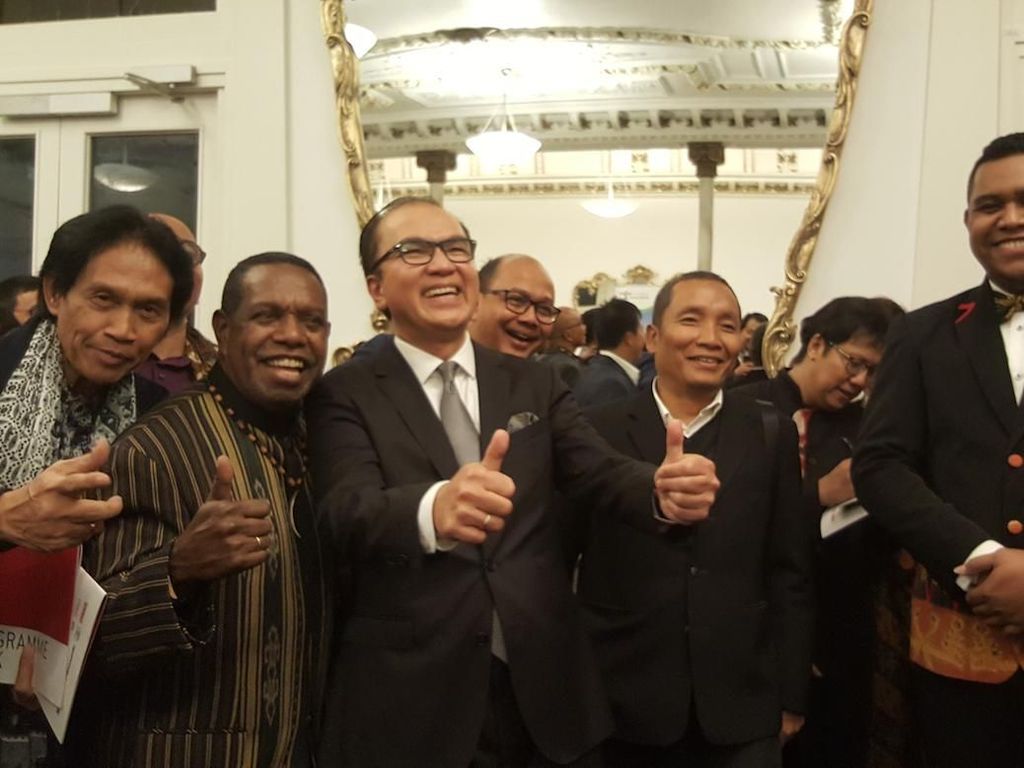 Diplomasi Budaya ala Tantowi Yahya Diplomasi Budaya ala Tantowi Yahya