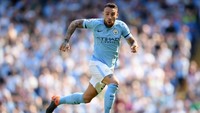 Nicolas Otamendi bikin satu gol dalam kemenanagn 2-1 City atas MU pada liga Inggris, 10 November 2017. (Laurence Griffiths/Getty Images)
