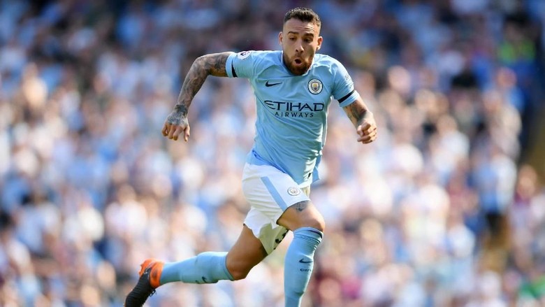 Guardiola: Jarang Main, Otamendi Tak Bahagia