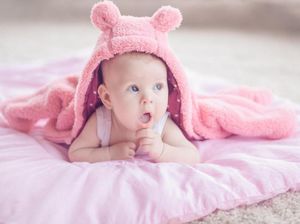 40 Nama Bayi Perempuan dengan Arti Banyak Rezeki