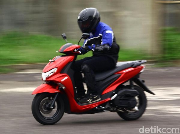 Menjajal Kelincahan Yamaha Freego