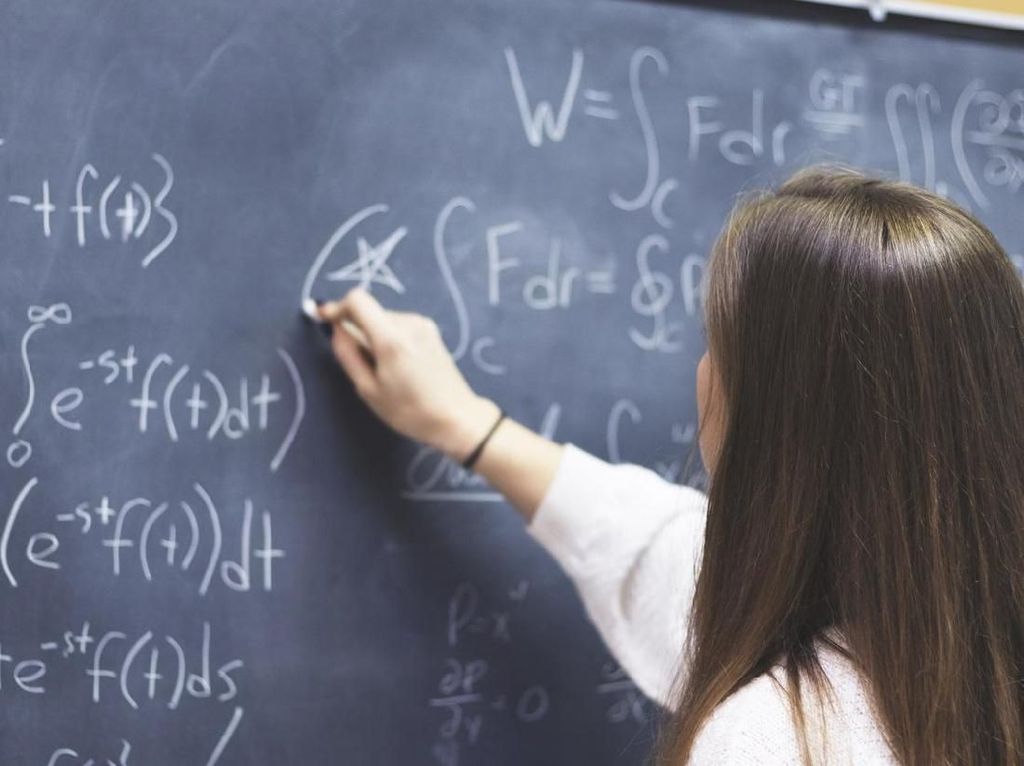 Matematika Selalu Bikin Pusing, Penting Nggak Sih Dipelajari? Matematika Selalu Bikin Pusing, Penting Nggak Sih Dipelajari?
