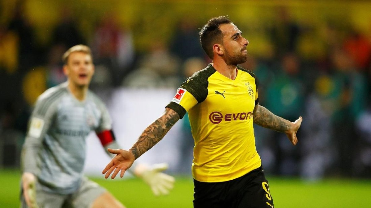 Paco Alcacer dipermanenkan oleh Borussia Dortmund (Wolfgang Rattay/REUTERS)