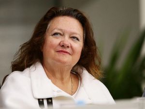 Wanita Terkaya Dunia Ini Naik Pitam Gara-gara Dilukis Jelek!