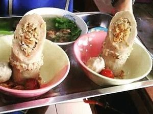 Bakso Bambu Runcing yang Unik dan Siap Melawan Lapar
