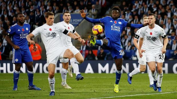 Pelangi di Leicester vs Burnley Diyakini Fan untuk Vichai