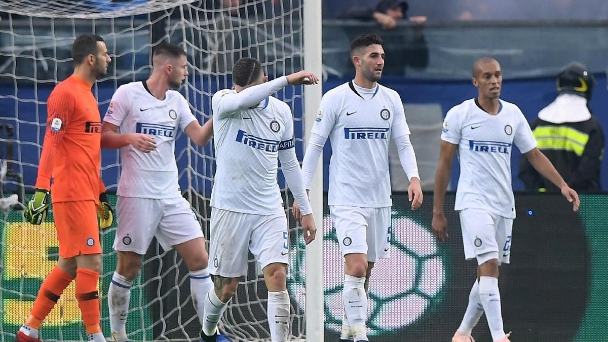 Inter Milan kalah telak dalam lawatan ke Atalanta (REUTERS/Alberto Lingria)