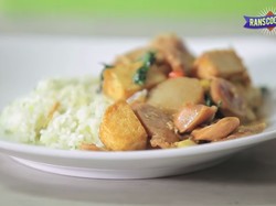 Seru Banget! Nagita Slavina Masak Nasi Gila Khusus untuk Annisa Aziza