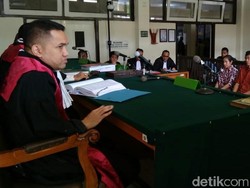 2 Terdakwa Korupsi Lift Kantor Pemkot Palembang Diancam 20 Tahun Bui