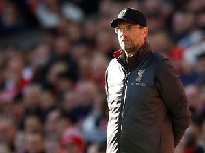 Benitez: Klopp Beruntung Bisa Beli Pemain dengan Nyaman