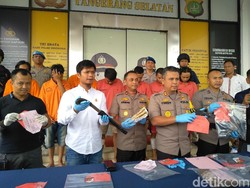 Polisi Tembak Mati Kapten Komplotan Perampok Bersenpi