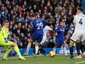 Chelsea Diredam Everton, Sarri: Kami Belum Terkalahkan