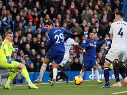 Chelsea Diredam Everton, Sarri: Kami Belum Terkalahkan